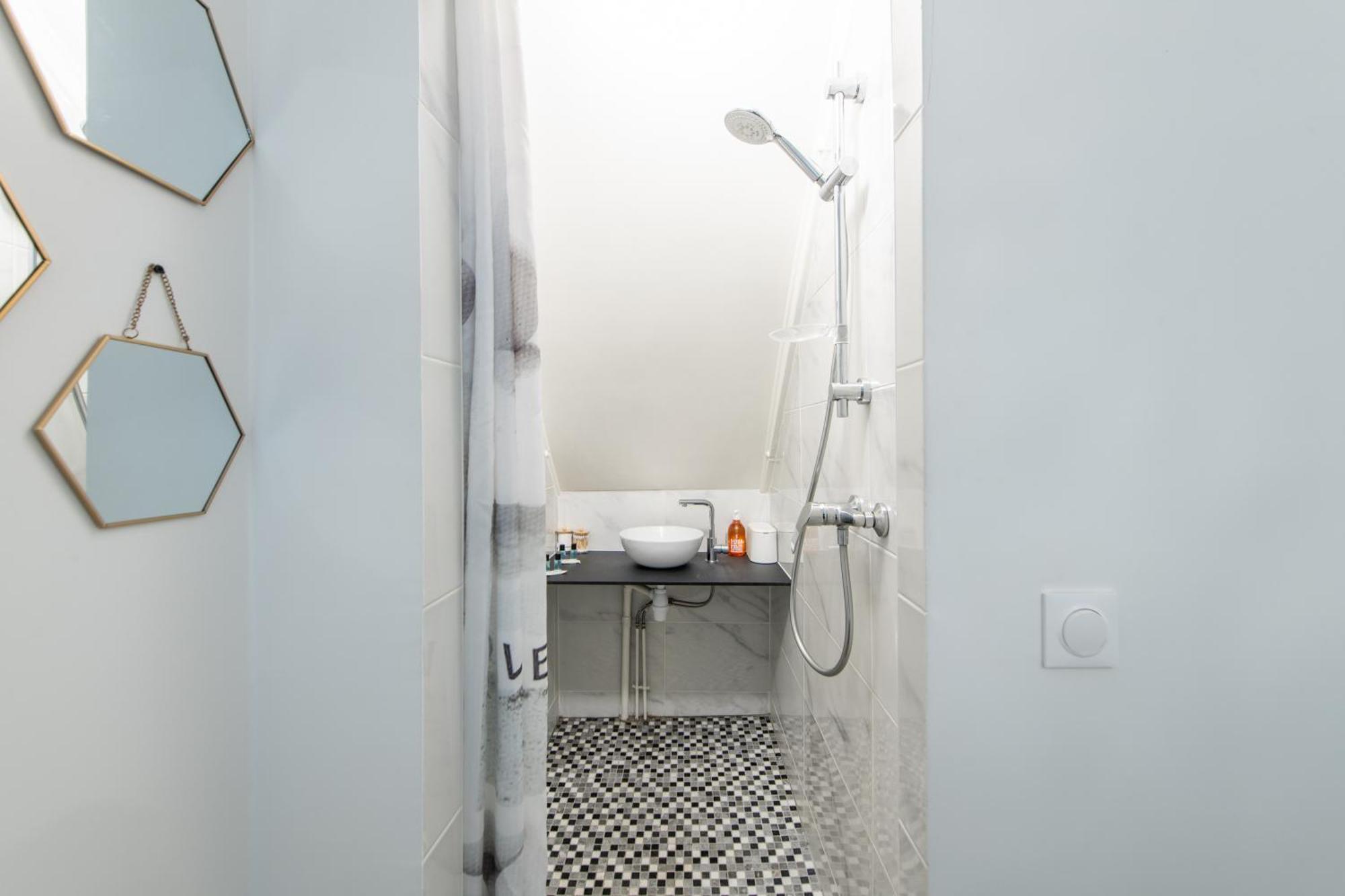 Spacious And Bright 2-Bedroom Large Apartment Very Close To Paris - Near Metro Boulogne-Billancourt Kültér fotó