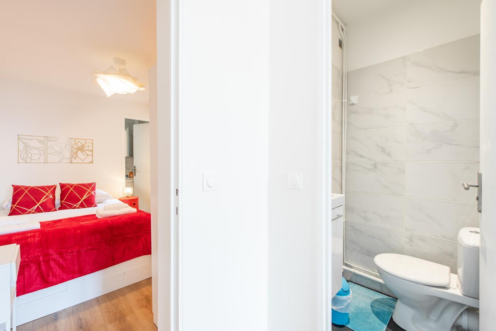 Spacious And Bright 2-Bedroom Large Apartment Very Close To Paris - Near Metro Boulogne-Billancourt Kültér fotó