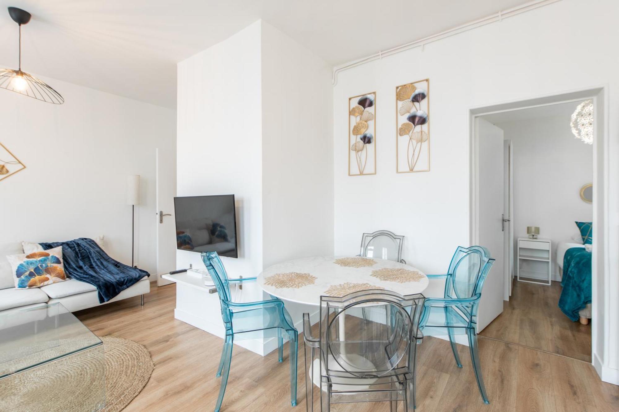 Spacious And Bright 2-Bedroom Large Apartment Very Close To Paris - Near Metro Boulogne-Billancourt Kültér fotó
