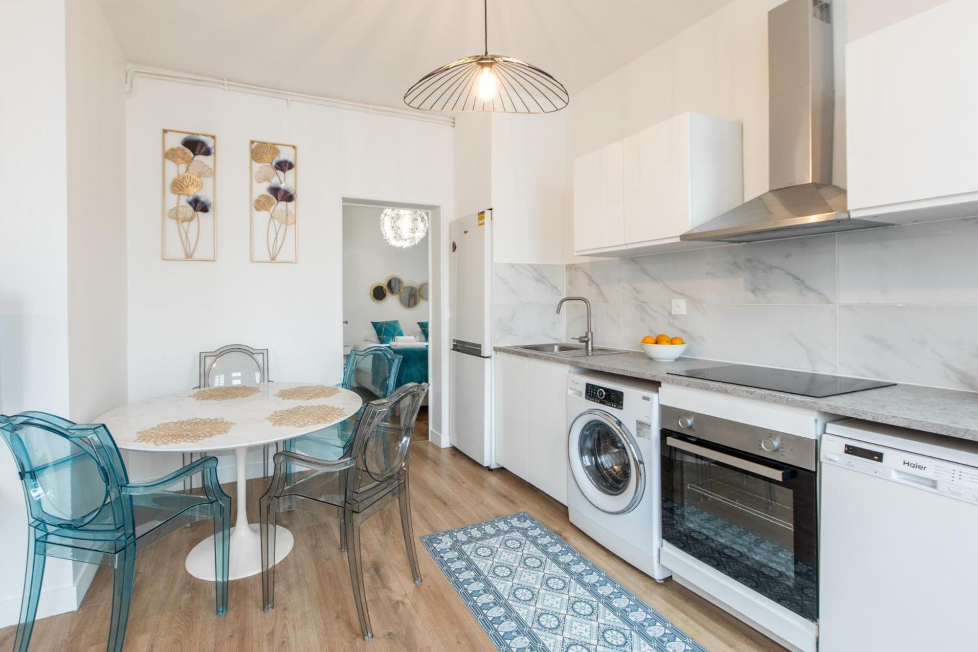 Spacious And Bright 2-Bedroom Large Apartment Very Close To Paris - Near Metro Boulogne-Billancourt Kültér fotó