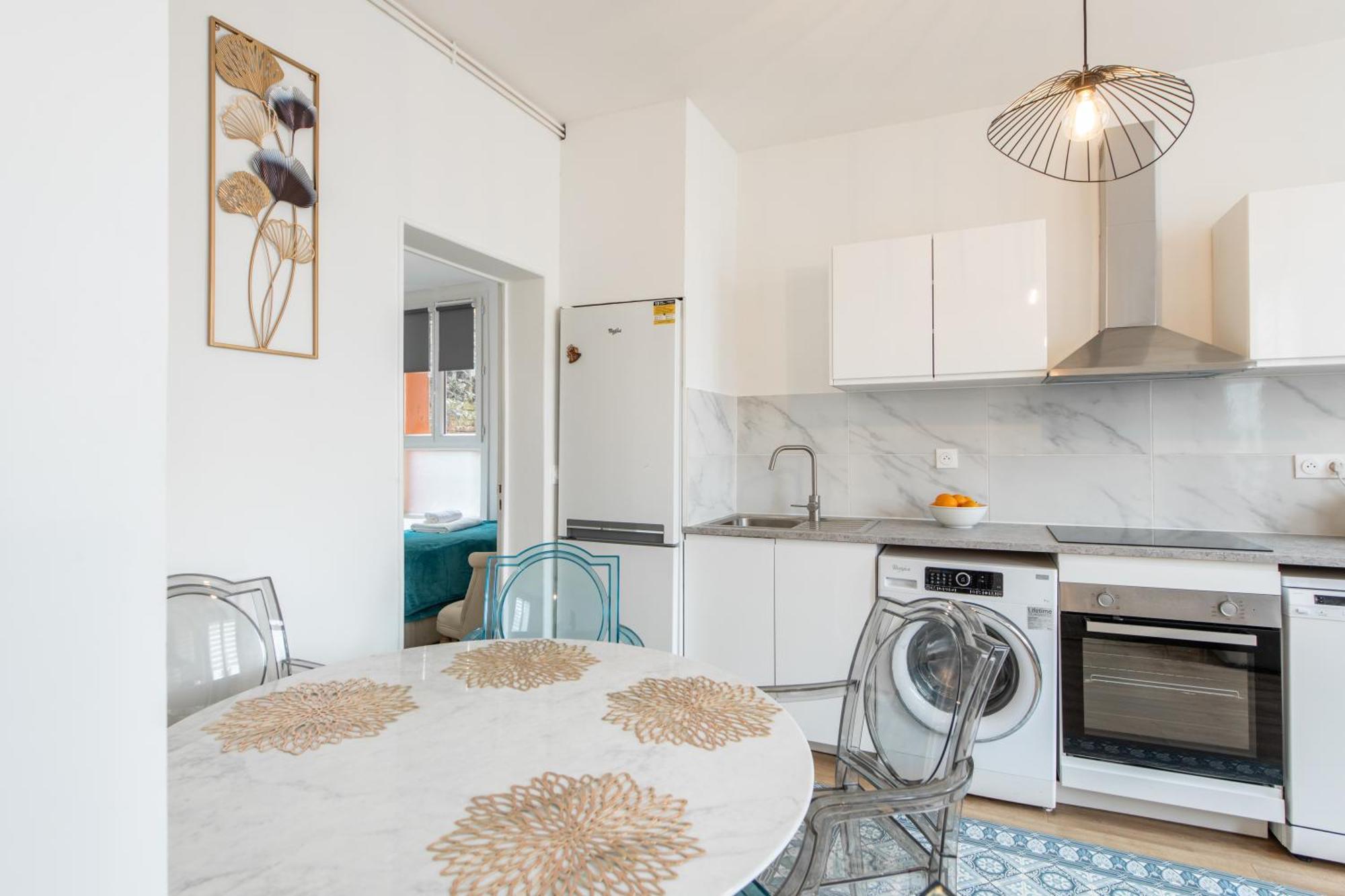 Spacious And Bright 2-Bedroom Large Apartment Very Close To Paris - Near Metro Boulogne-Billancourt Kültér fotó
